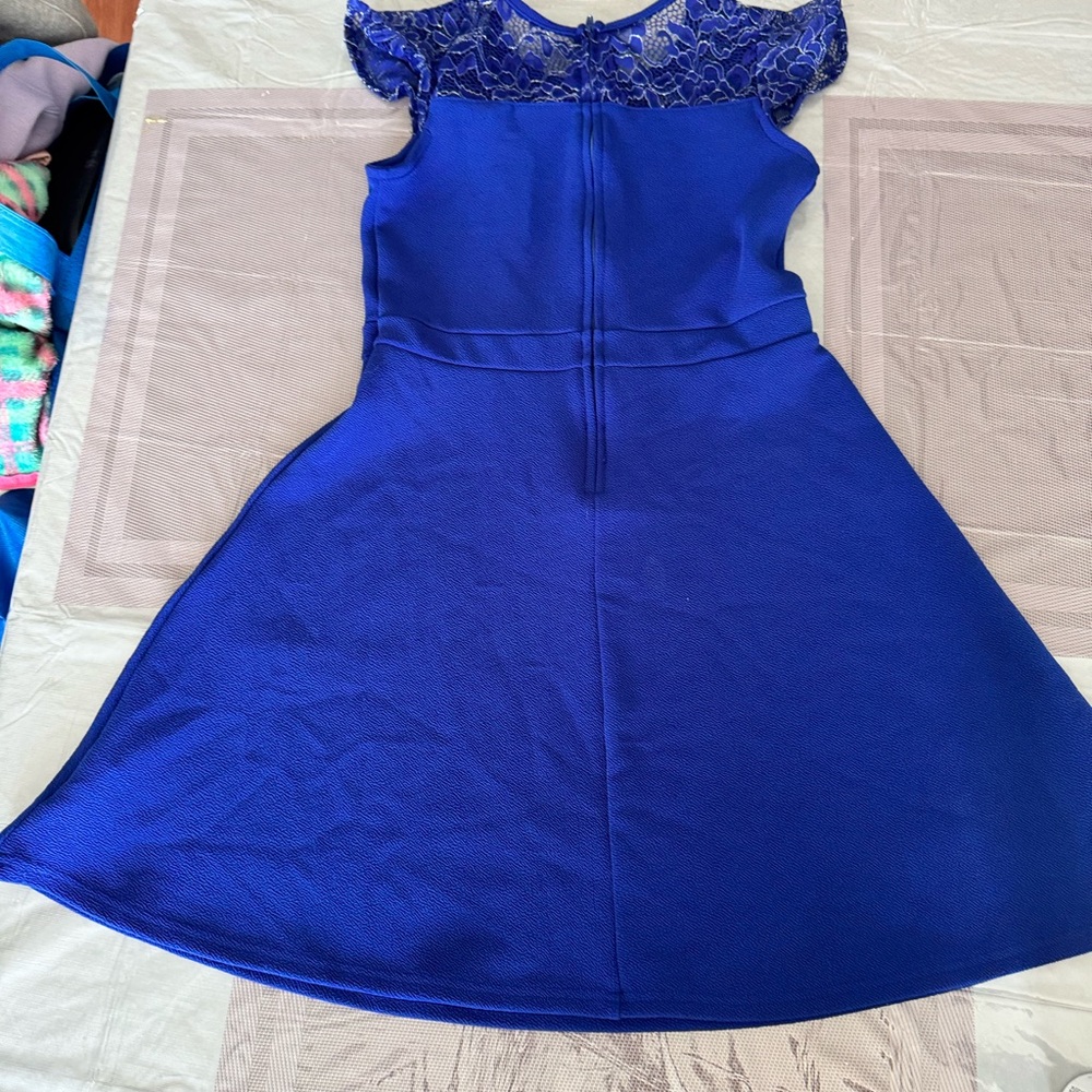 Elegant Blue Lace Dress